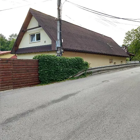 Pre 5-6 Osob, Privatne Parkovanie A Terasa